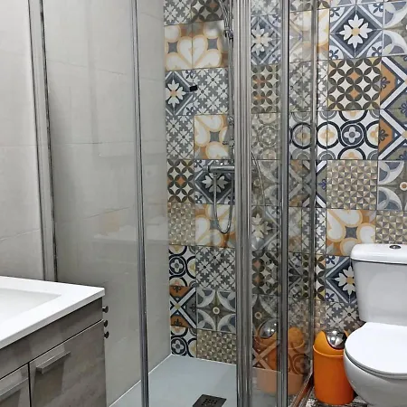 Modernos En Ciudad Jardin Apartament