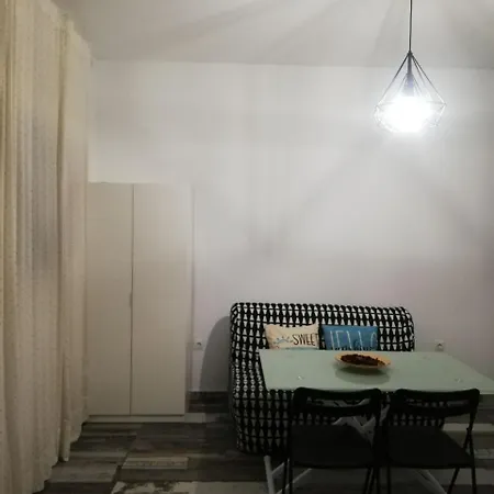 Modernos En Ciudad Jardin Apartament *